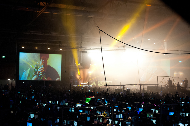 Illustration for article titled The Sights, Lights (and Imagined Smells) of the World's Biggest LAN Party